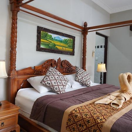 Puri Bisma Ubud - 4 Bedroom Private Villa - 10 Min Walking To Ubud Center ภายนอก รูปภาพ